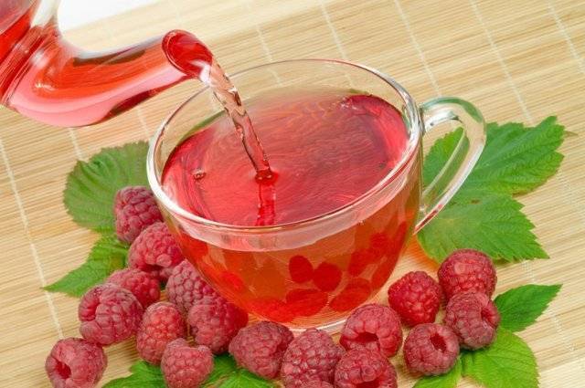 Чай с малиной – польза и вред, рецепты приготовления