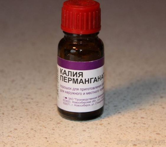 Причины аллергии на веках глаз