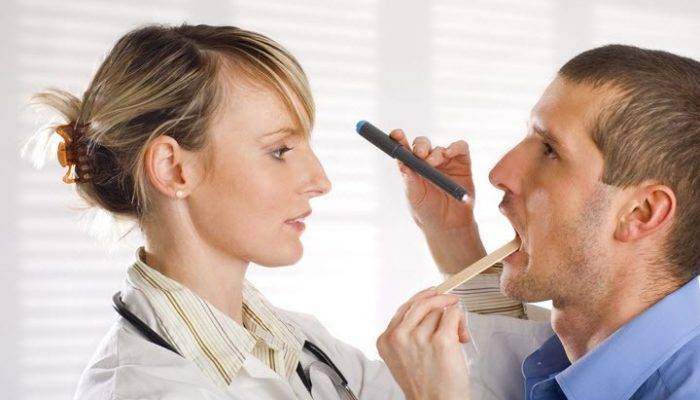 Чувство жжения в горле, что делать если печет и горит изнутри