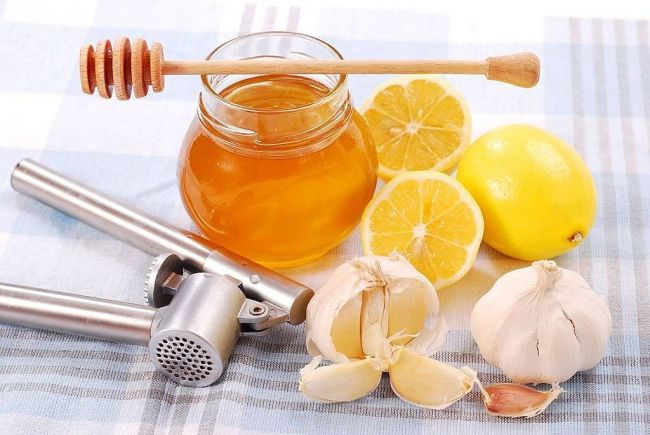 Быстро лечим кашель при помощи меда