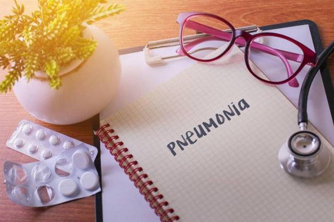 Как обнаружить признаки пневмонии у ребенка, если нет температуры?