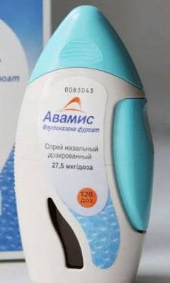 Список лучших капель для носа при насморке и их применение