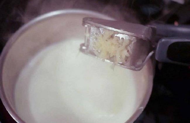 Молоко с медом от кашля