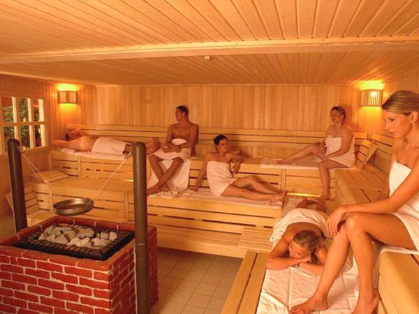 Бронхиальная астма и спорт: разрешенные и запрещенные виды нагрузок. можно ли ходить в баню при бронхиальной астме и чем это может обернуться