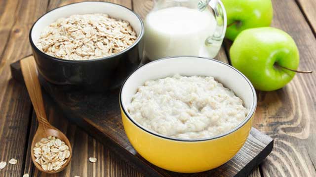 Диета из трех продуктов – овсянка, яблоки, творог!